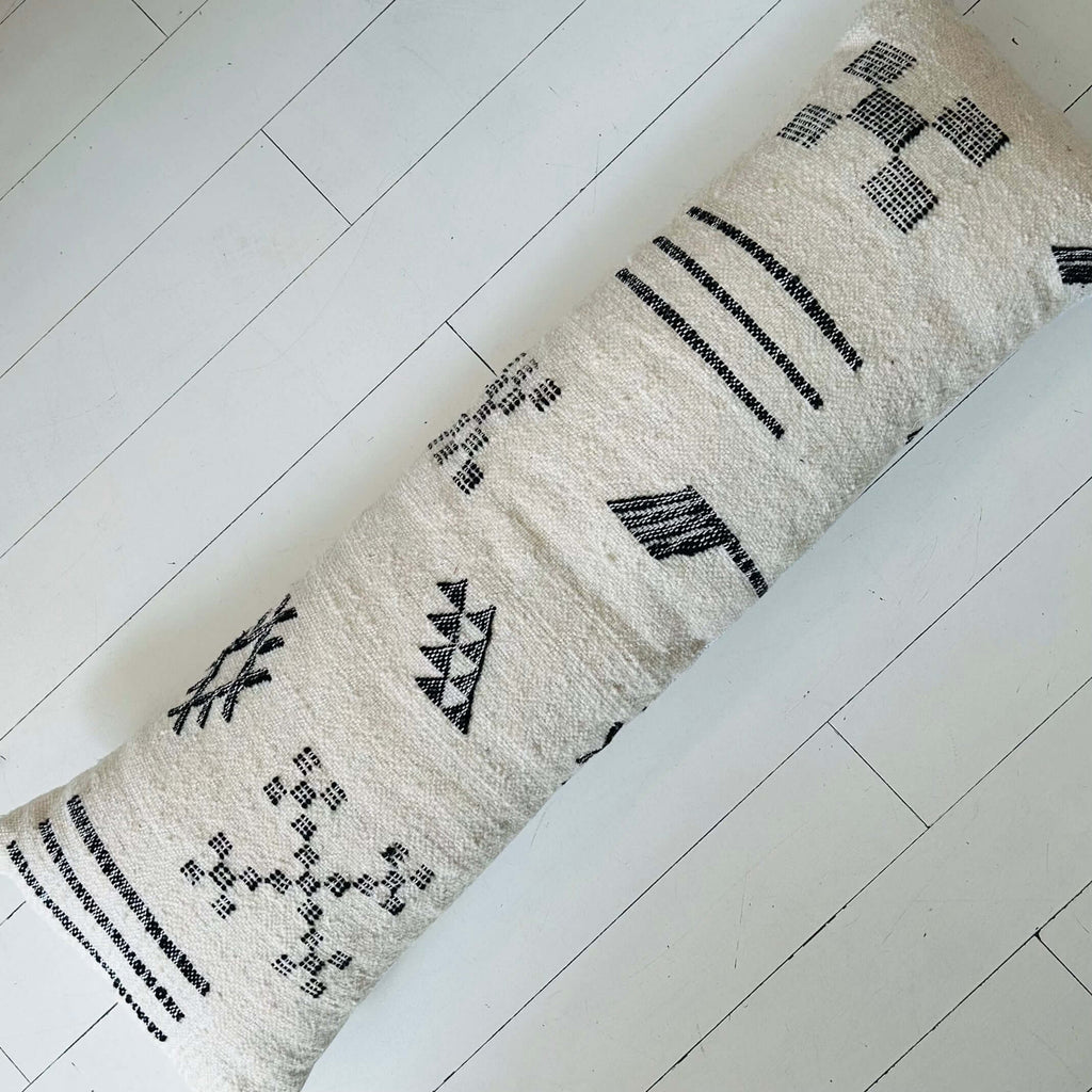 Berber Cushion Long (Cream I) - Mashi Moosh