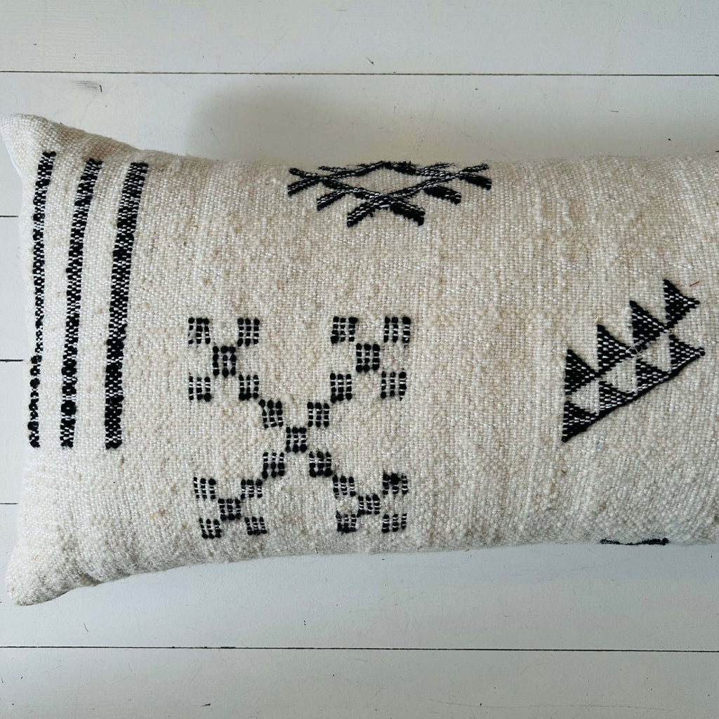 Berber Cushion Long (Cream I) - Mashi Moosh
