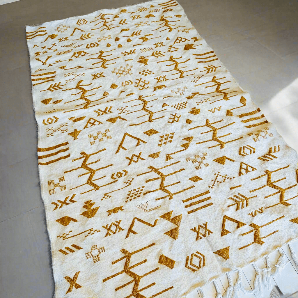 Moroccan wool rug - cream and yellow