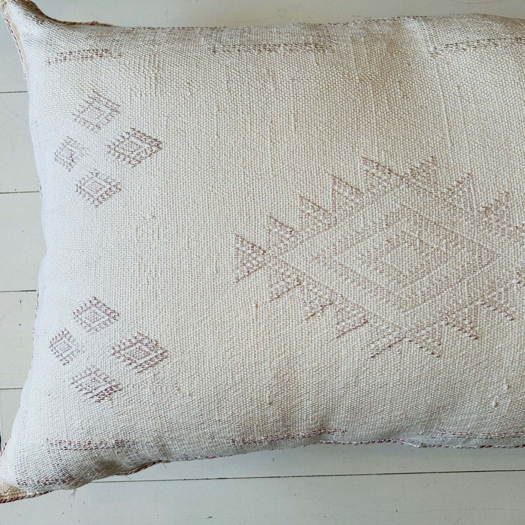 Cactus Silk Cushion (Snow) - Mashi Moosh