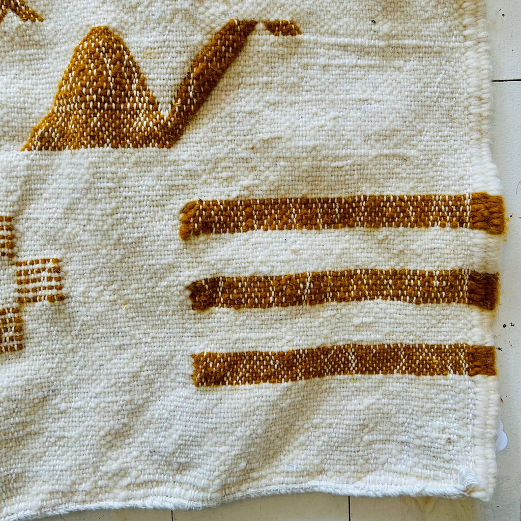 Moroccan wool rug - cream and yellow