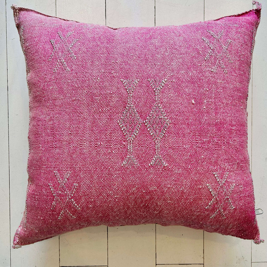 Cactus Silk Cushion (Strawberry Cream) - Mashi Moosh