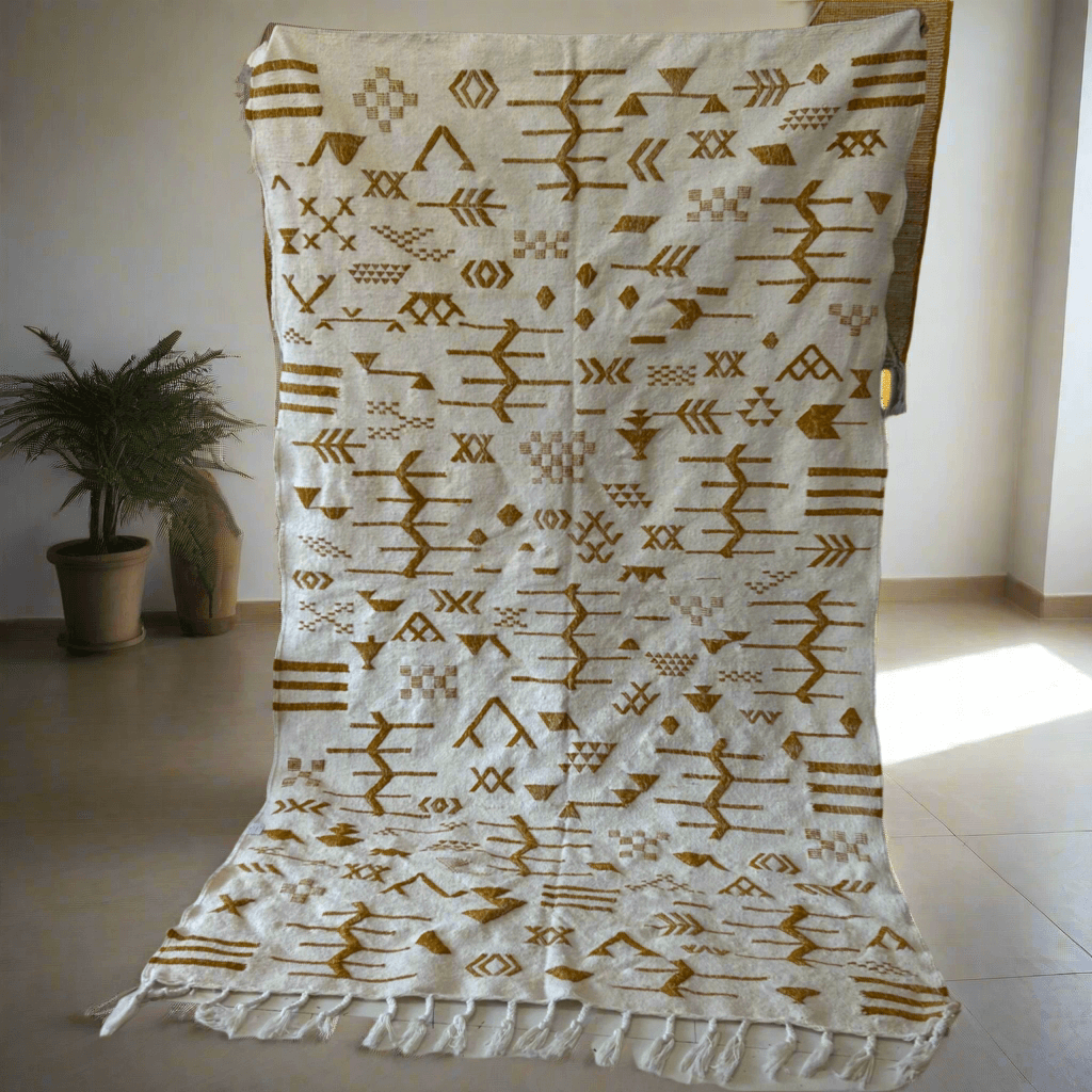 Moroccan wool rug - cream and yellow