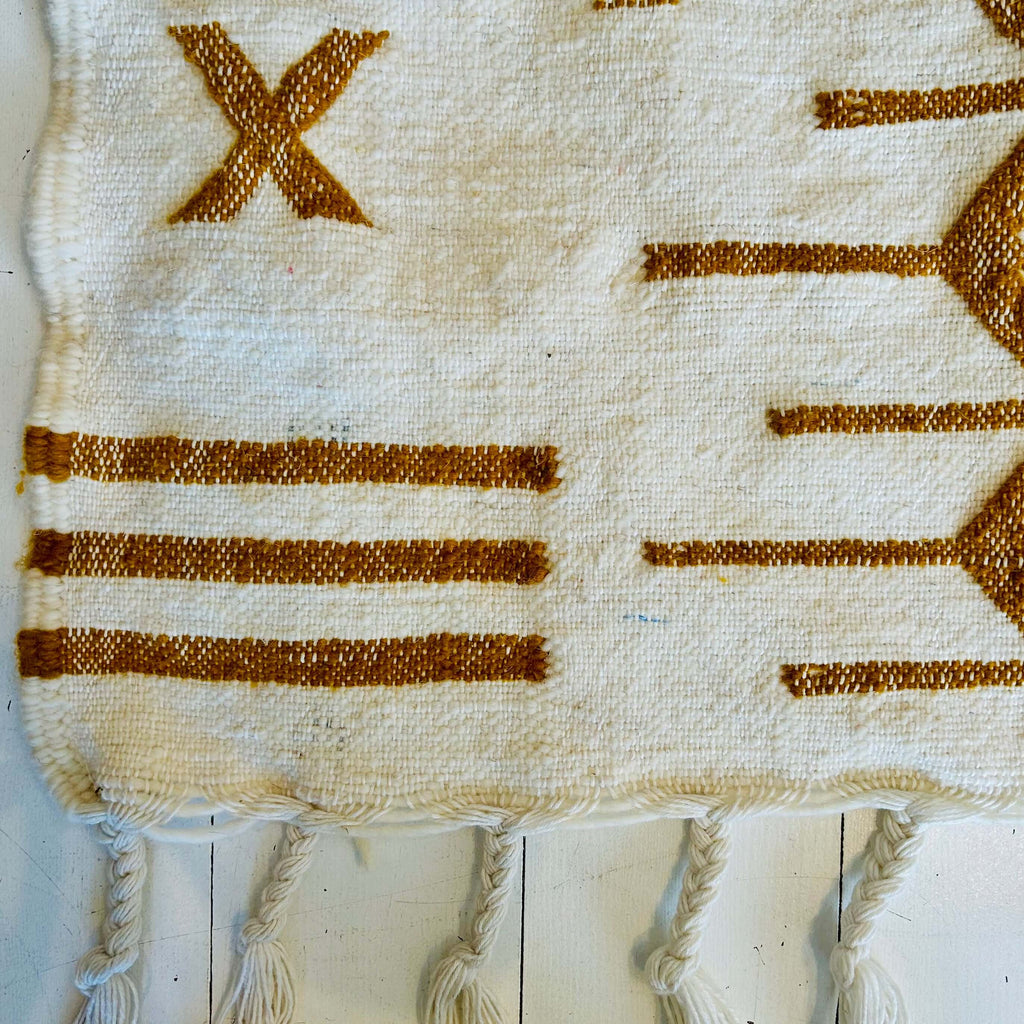 Moroccan wool rug - cream and yellow