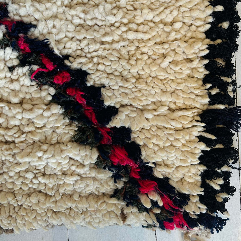 Vintage Moroccan Azilal Rug - Mashi Moosh