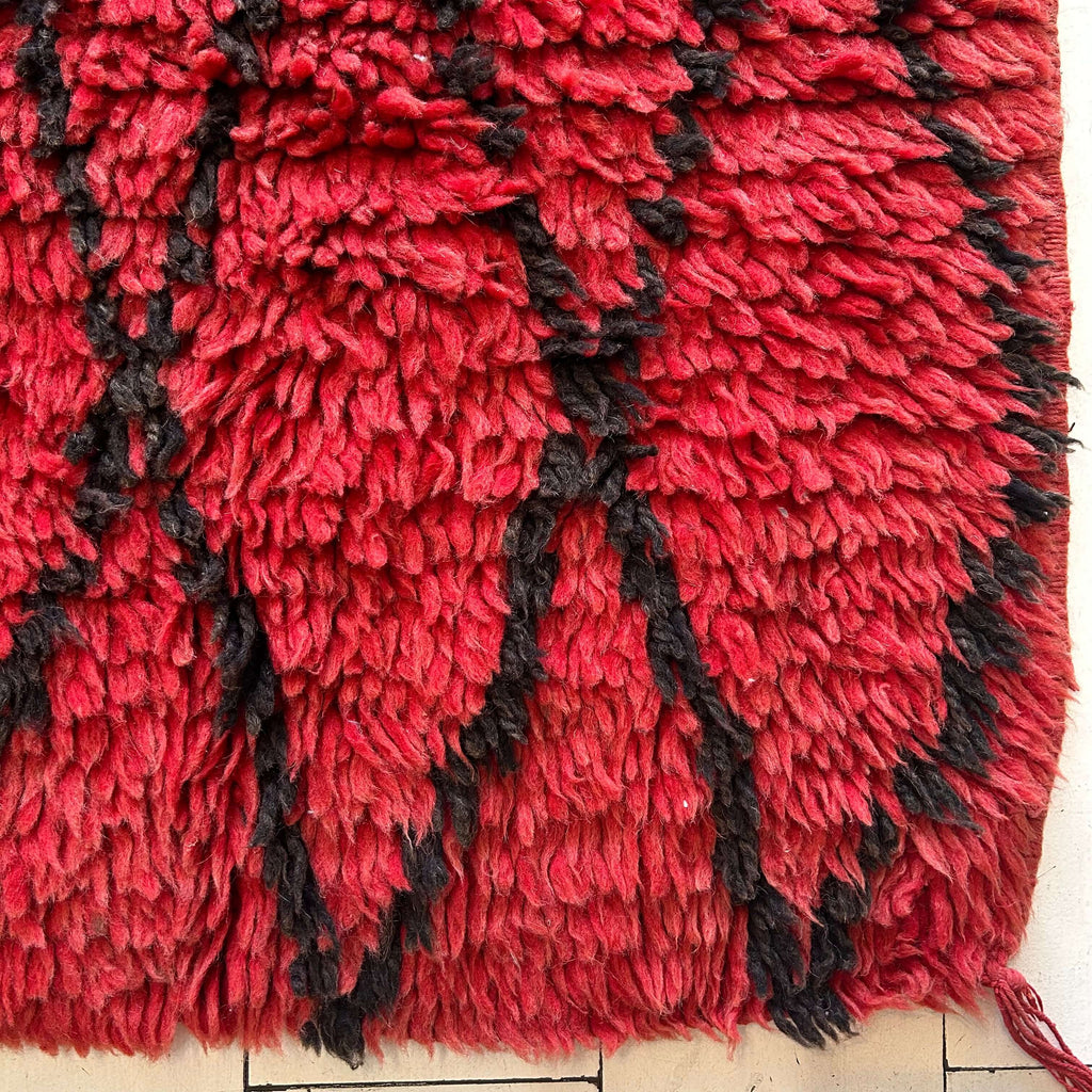 Vintage Moroccan Azilal Rug - Mashi Moosh