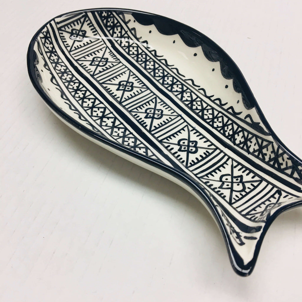 Fassi Fish Dish - Black - Mashi Moosh