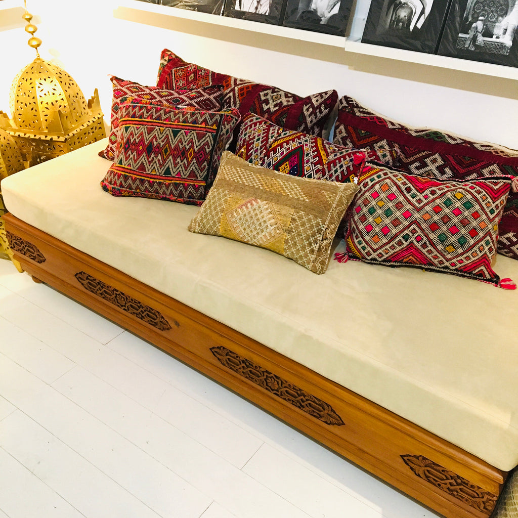 Daybed Stool - Mashi Moosh