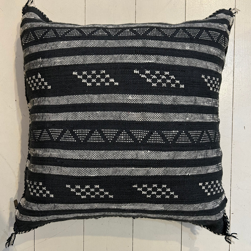 Cactus Silk Cushion (Berber Black II) - Mashi Moosh