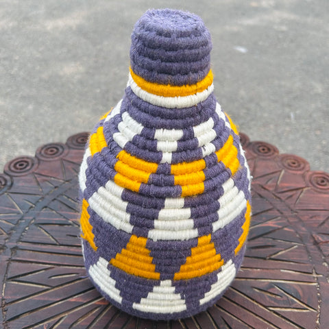 Woven Basket w/Lid (04)