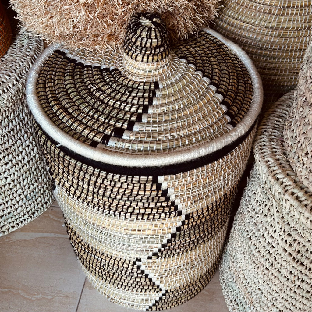 woven basket with lid - Mashi Moosh